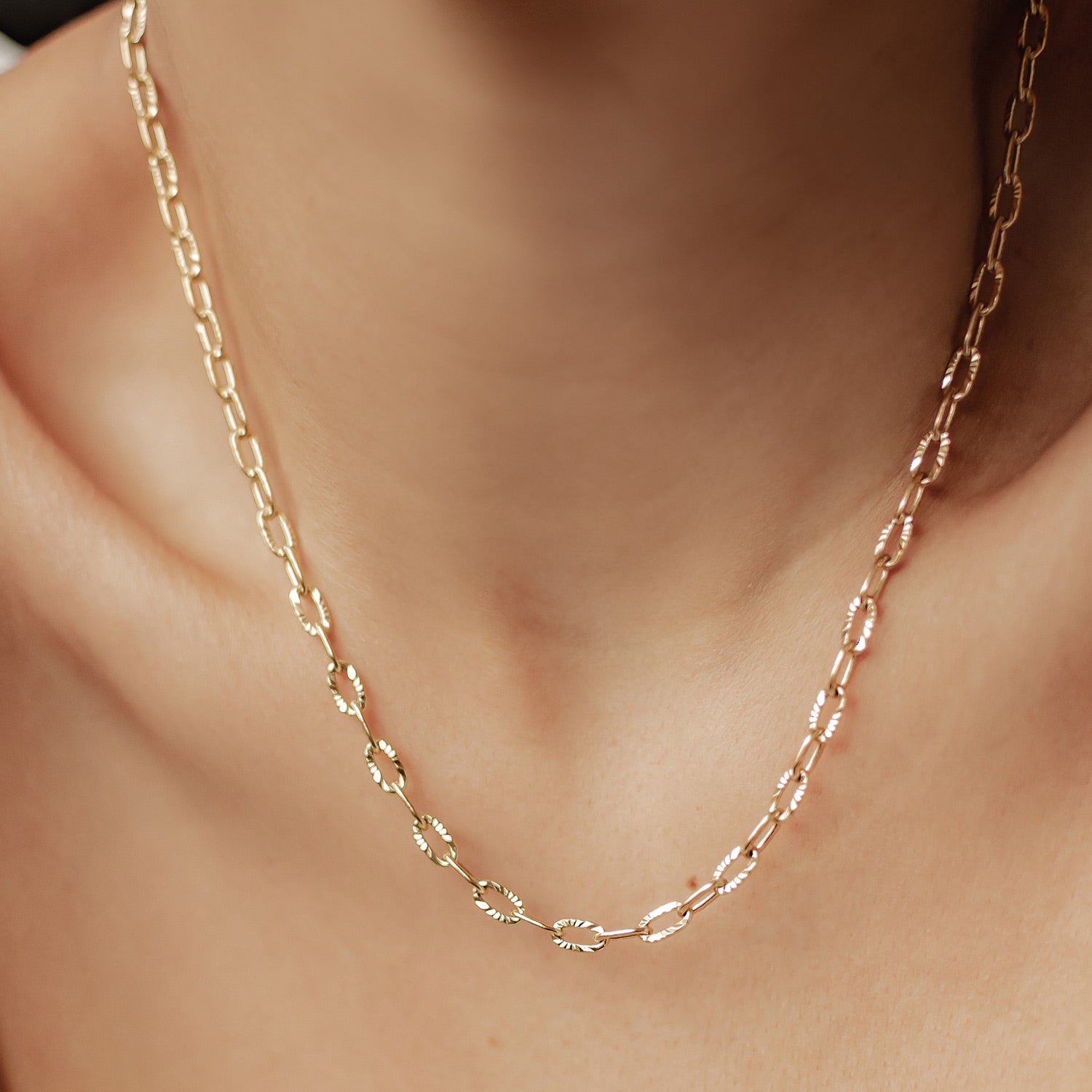 Collier Chaîne Liens de Textures en Or